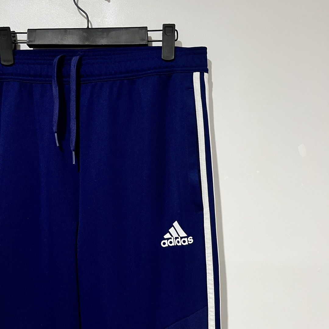 ADIDAS TRAINING PANTS‼️ (Category: Activewear) located in Cebu City. Submitted by clarkcamu68040 (Listing ID 1466253564, Image 3). Description: ADIDAS TRAINING PANTS‼️ AS NEW SIZE LARGE W 28-32 / L 40.5 COLORATE 10 / 10 ISSUE : ❌❌❌ PHP 680 + 90 SF 🛒🛒 📍CEBU ,CITY OF NAGA 🚚 J&T EXPRESS.
