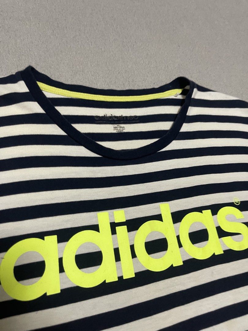 Adidas Women’s Tee (Category: Shirts) located in Bulacan. Submitted by sanjisthrift (Listing ID 1466285104, Image 2). Description: Size XL Width 20.5 Length 28 Very Good Condition 9/10.