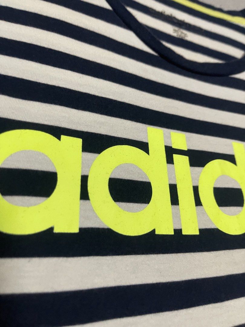 Adidas Women’s Tee (Category: Shirts) located in Bulacan. Submitted by sanjisthrift (Listing ID 1466285104, Image 3). Description: Size XL Width 20.5 Length 28 Very Good Condition 9/10.