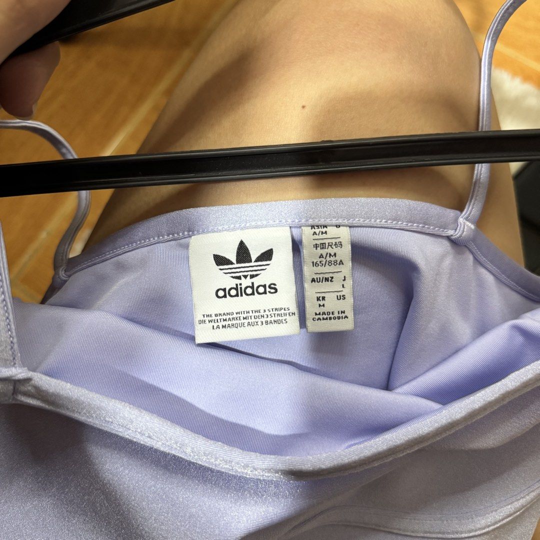 Adidas womens top (Category: Activewear) located in Valenzuela. Submitted by thriftynanay88 (Listing ID 1466203524, Image 2). Description: Size M on tag kinda runs small.