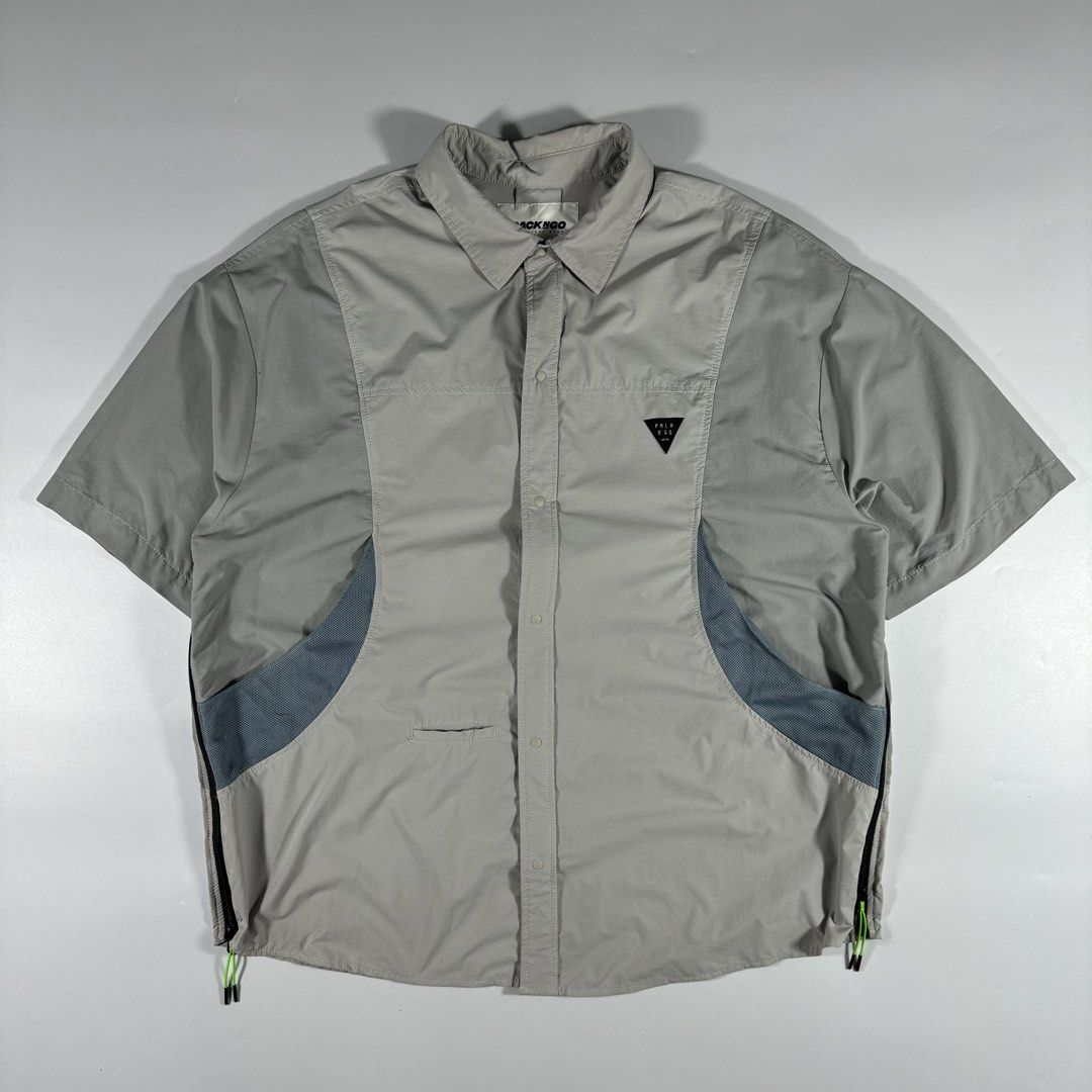 Ad-lib Pack n Go Utility Shirt (Category: Formal Shirts) located in Calamba. Submitted by secondsite.ph (Listing ID 1466334936, Image 1). Description: Ad-lib Pack n Go Utility Shirt Size: 04 Length: 29-30" Width: 25.5" Condition: 10/10 like new Flaw/s: None ₱980.