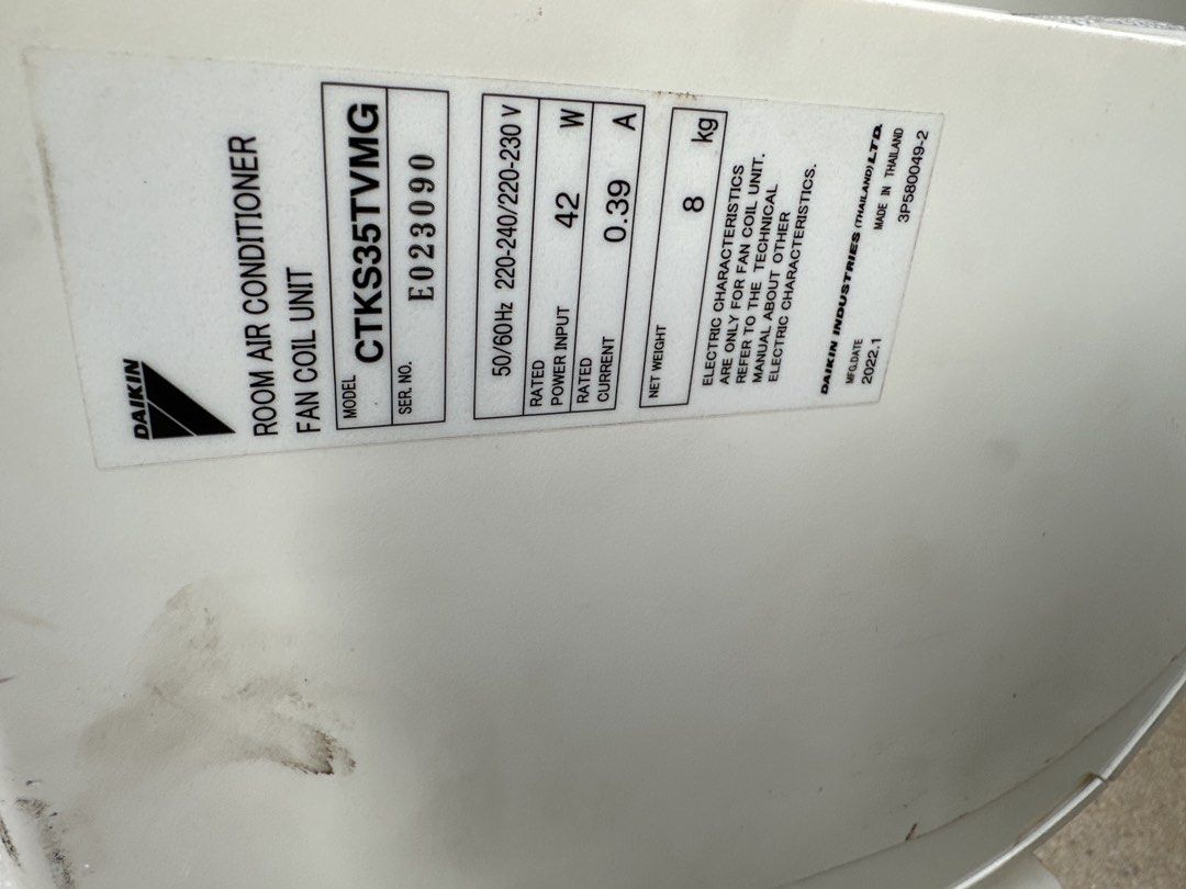 Aircon system2 (Category: Air Conditioners & Heating) located in Singapore. Submitted by moto123 (Listing ID 1457742532, Image 3). Description: System 2 Daikin lightly used 12k&9k price is not included installation and delivery..