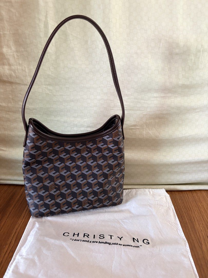 Alesso Mini Hobo Bag (Category: Tote Bags) located in Paranaque City. Submitted by krystelmay_williams (Listing ID 1466185611, Image 1). Description: Alesso Mini Hobo Bag Condition: 10/10 ⭐️ Color: Chesnut Brown Inclusion: Dust Bag All the way from Malaysia Used 5 times ONLY.