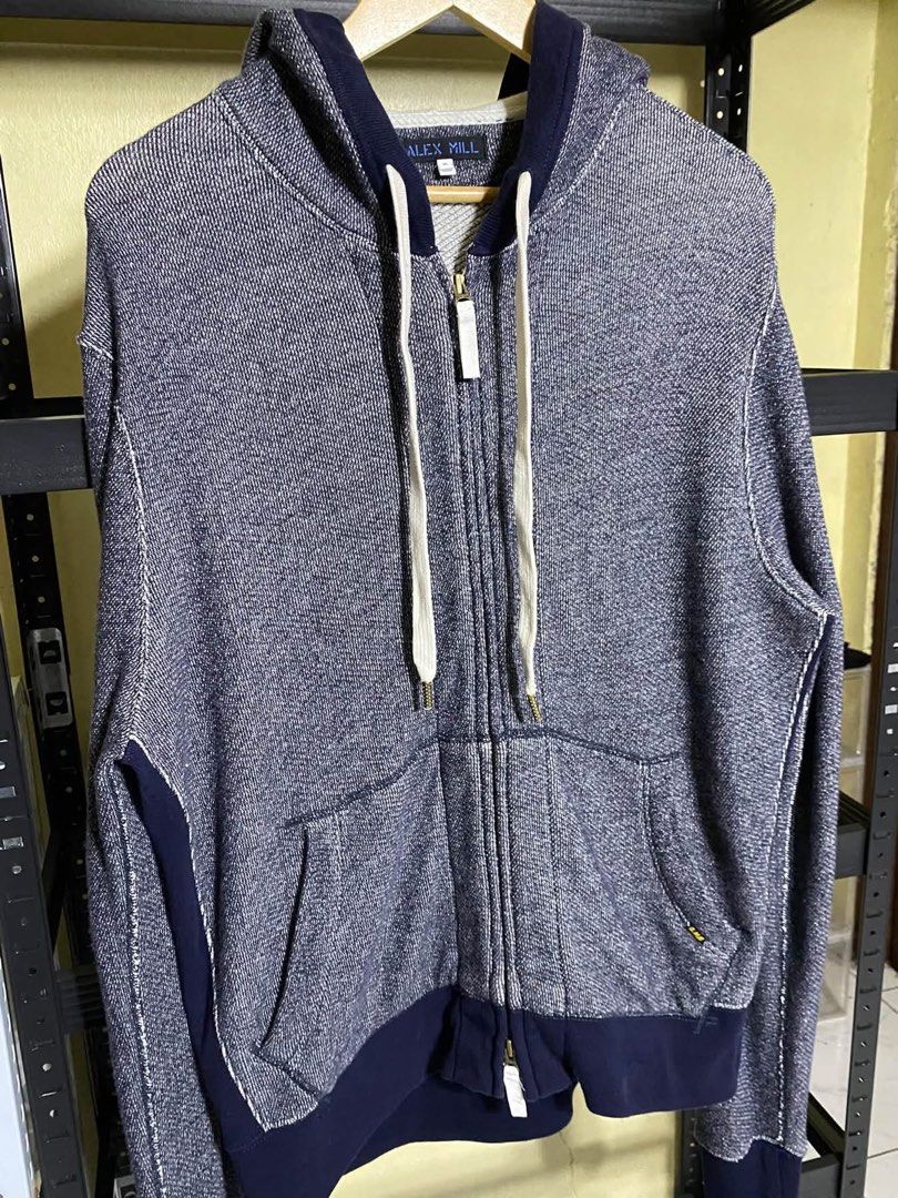 Alex Mill Hoodie (Category: Hoodies) located in San Jose. Submitted by shady.archives (Listing ID 1466250225, Image 2). Description: ALEX MILL zip hoodie Fabric: 100% Twill French Terry Medium Dimes (23 x 28) Like new No issues Price: ₱1,000 free shipping.