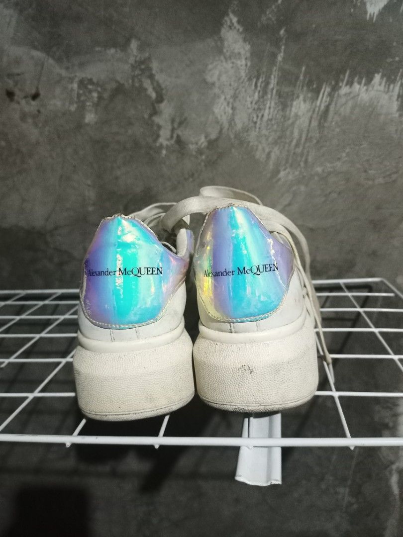Alexander McQueen (Category: Sneakers) located in Mabalacat. Submitted by hasashoe (Listing ID 1466156736, Image 2). Description: SIZE ON PIC EXCELLENT CONDITION GOOD WORKING PERFORMANCE WEAR AND GO.