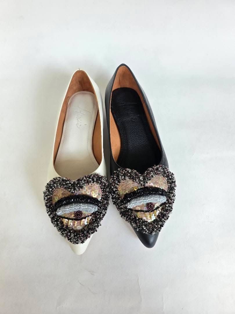 Alexie Studiodarte / Nethercott's (Category: Flats & Sandals) located in Quezon City. Submitted by declutterqa (Listing ID 1466336749, Image 1). Description: ⭐️ really cute, used twice only! GOT THE WRONG SIZE HUHU i wouldnt selll this at alll if it weren't too tiny for me :( got this for 17,500! Please read before asking questions! 🪭 Items are slightly negotiable as I am heavily decluttering, no swaps/trades. 🧾 Payment via GCASH/BPI QR 🛵 Deli