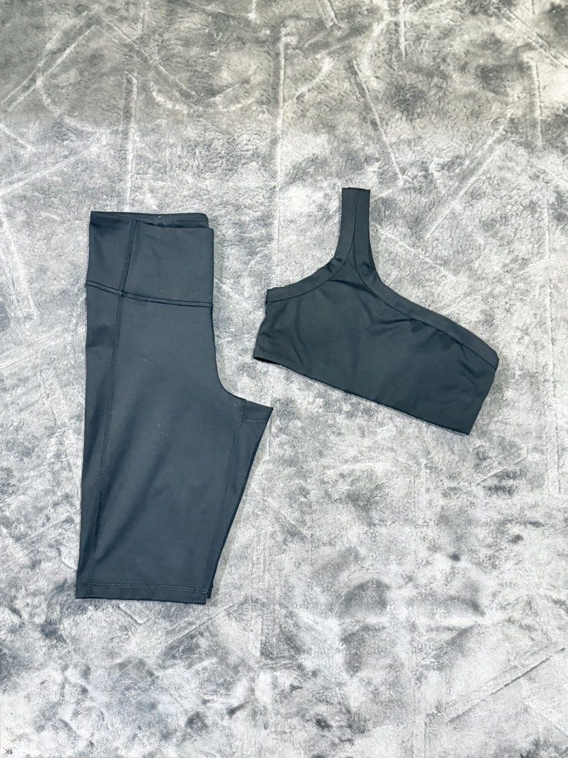 All in Motion Activewear Set Black (Category: Activewear) located in Manila. Submitted by yeti_it (Listing ID 1466261338, Image 1). Description: - Brand: All in Motion - Color: Classic Black - Set includes: Asymmetrical sports bra (Size XS) & matching shorts (Size S) - Material: Recycled polyester and spandex blend - Features: Moisture-wicking fabric - Best for: Gym workouts, running, or casual lounging - Condition: Brand new / Excellent quality 