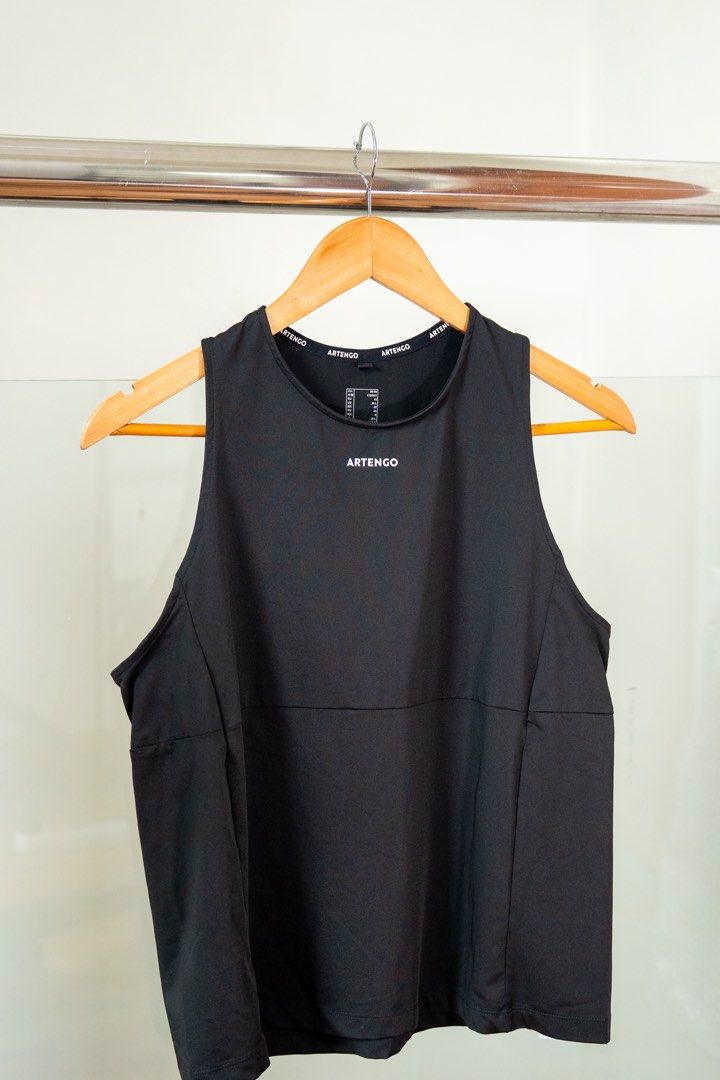 All items are ₱200 (Category: Sleeveless) located in Lipa City. Submitted by prelovedbymicad (Listing ID 1464310059, Image 3). Description: .