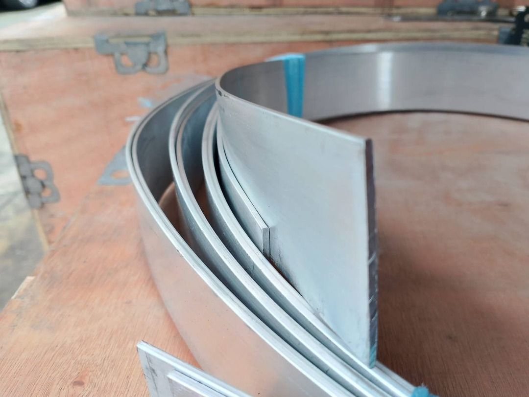 Aluminum flat bar Specs: 2” x 1.5mm x 16ft (Category: Construction Tools & Equipment) located in Manila. Submitted by joeyroque09 (Listing ID 1466174686, Image 1). Description: Aluminum flat bar Specs: 2” x 1.5mm x 16ft.