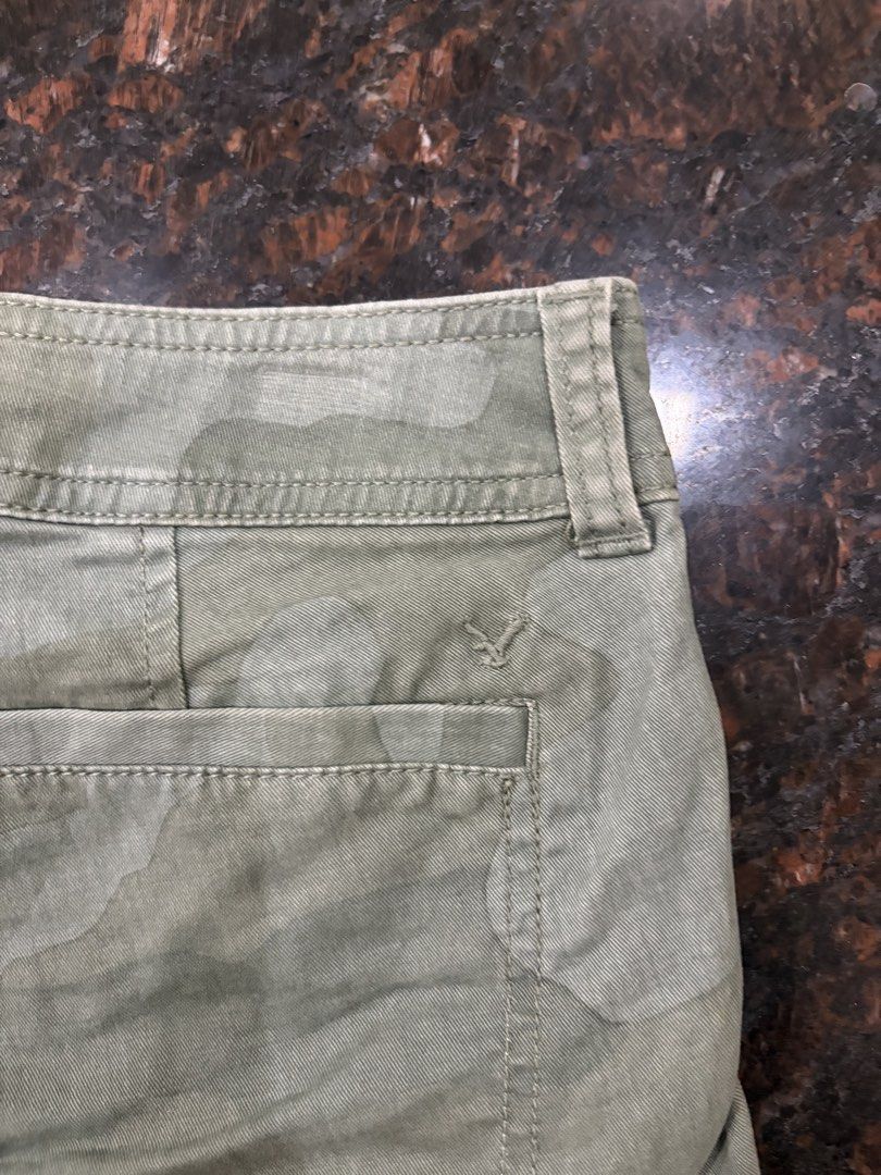 AMERICAN EAGLE OUTFITTERS CAMOU (Category: Shorts) located in Subic. Submitted by johnarvin194250 (Listing ID 1466161919, Image 2). Description: size 4.