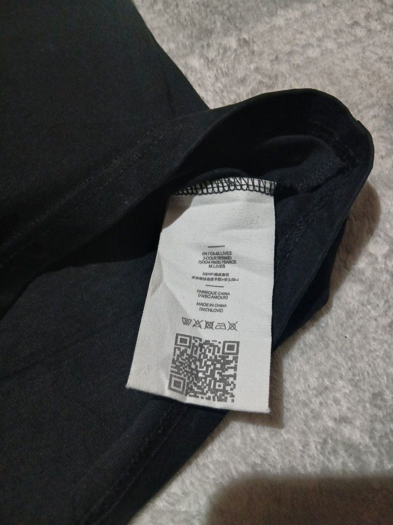 AMI (Category: Tshirts & Polo Shirts ) located in Iriga City. Submitted by newbear-a710 (Listing ID 1466277581, Image 3). Description: Excellent Condition color rate 9.5/10 Need wash.
