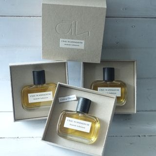 （分類：）位於 。 由 livingthingsss 提交（商品編號 1466229726，圖片 1）。簡介： 。