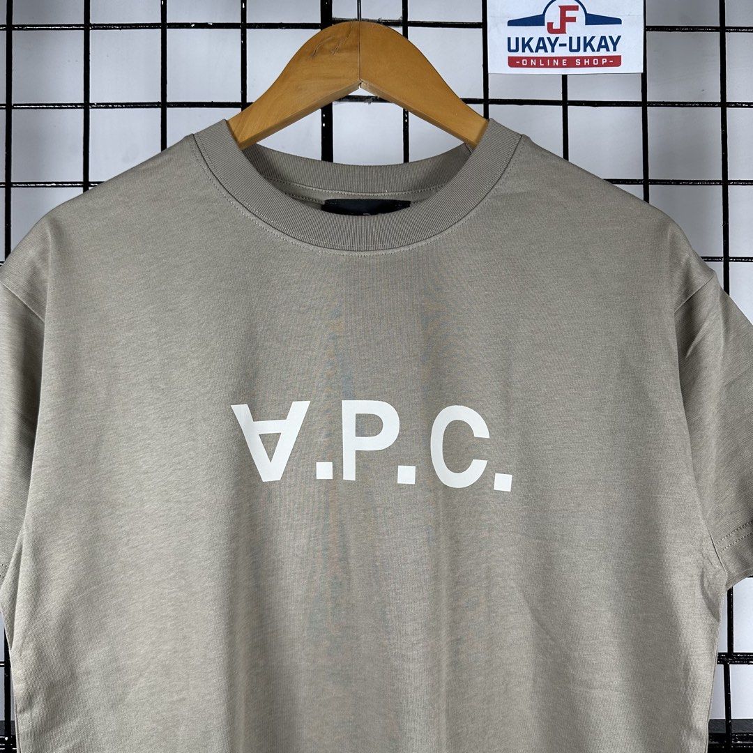 APC SHIRT (Category: Activewear) located in Talavera. Submitted by puppyinsane (Listing ID 1466294348, Image 2). Description: AUTHENTIC JAPAN RELEASE AVAILABLE SIZE MEDIUM/LARGE/XL .