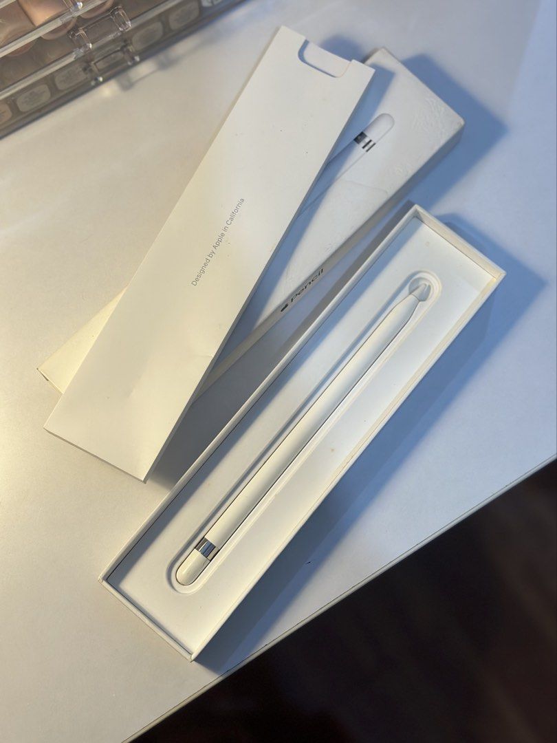 Apple Pen 1st Gen (Category: Other Gadgets) located in Manila. Submitted by tinne15 (Listing ID 1466267113, Image 2). Description: - Authentic Apple Pencil 1st Generation - Comes with complete original packaging and box - Ideal for note-taking, sketching, and digital artwork - Well-kept and in great working condition - Available for meetup at SM City Fairview or shipping nationwide.