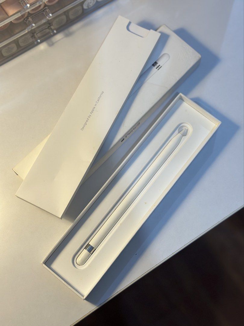 Apple Pen 1st Gen (Category: Other Gadgets) located in Manila. Submitted by tinne15 (Listing ID 1466267113, Image 1). Description: - Authentic Apple Pencil 1st Generation - Comes with complete original packaging and box - Ideal for note-taking, sketching, and digital artwork - Well-kept and in great working condition - Available for meetup at SM City Fairview or shipping nationwide.