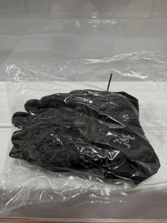 由 wydeee (刊登 ID 1466232590，圖片 1) 提交，位於 的 (類別：)，說明：。