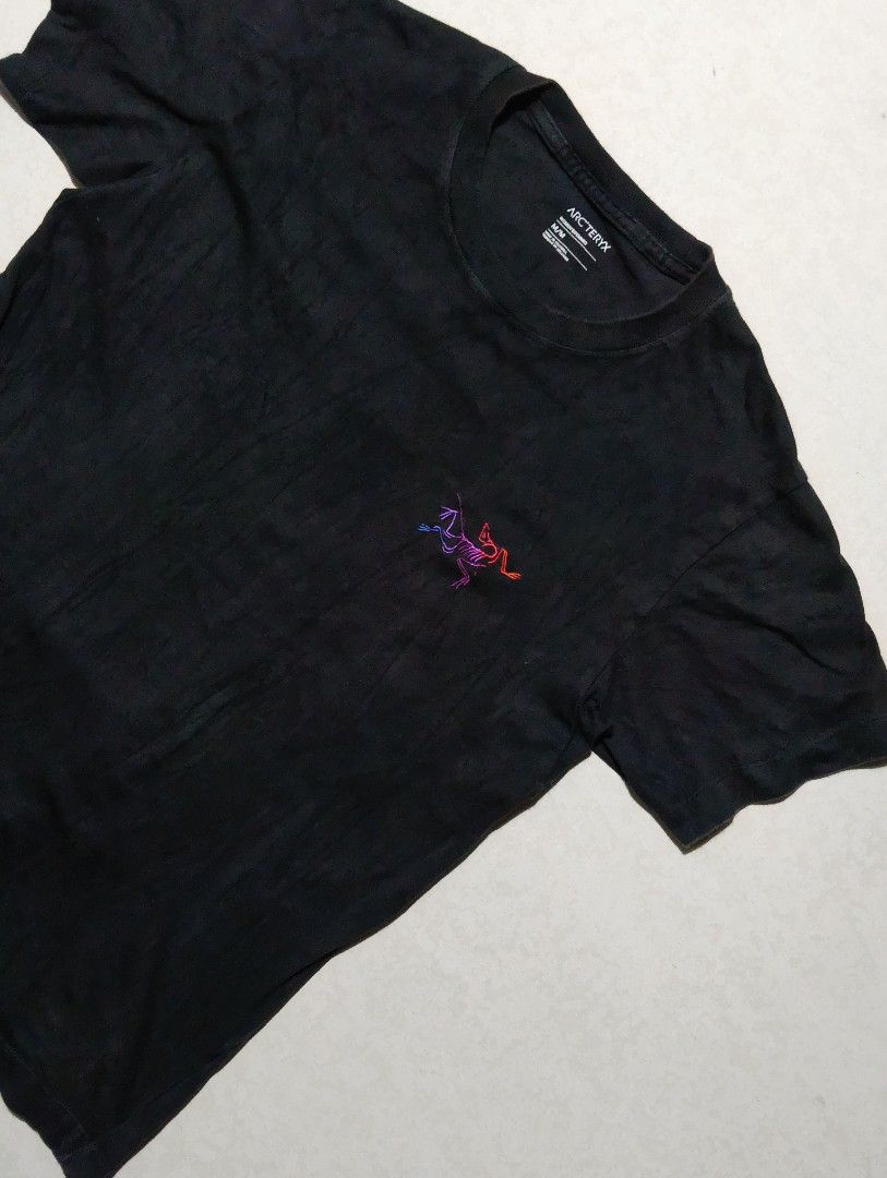 Arctyrex (Category: Tshirts & Polo Shirts ) located in Ajuy. Submitted by aljohndalumpines88 (Listing ID 1466263556, Image 3). Description: no issue unisex.