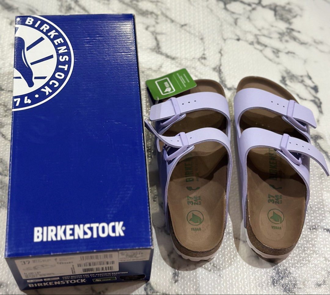 Arizona BS | Lavander Fog (Category: Slippers and slides) located in Cavite. Submitted by art_declutter (Listing ID 1466173921, Image 1). Description: Bnew with Box.