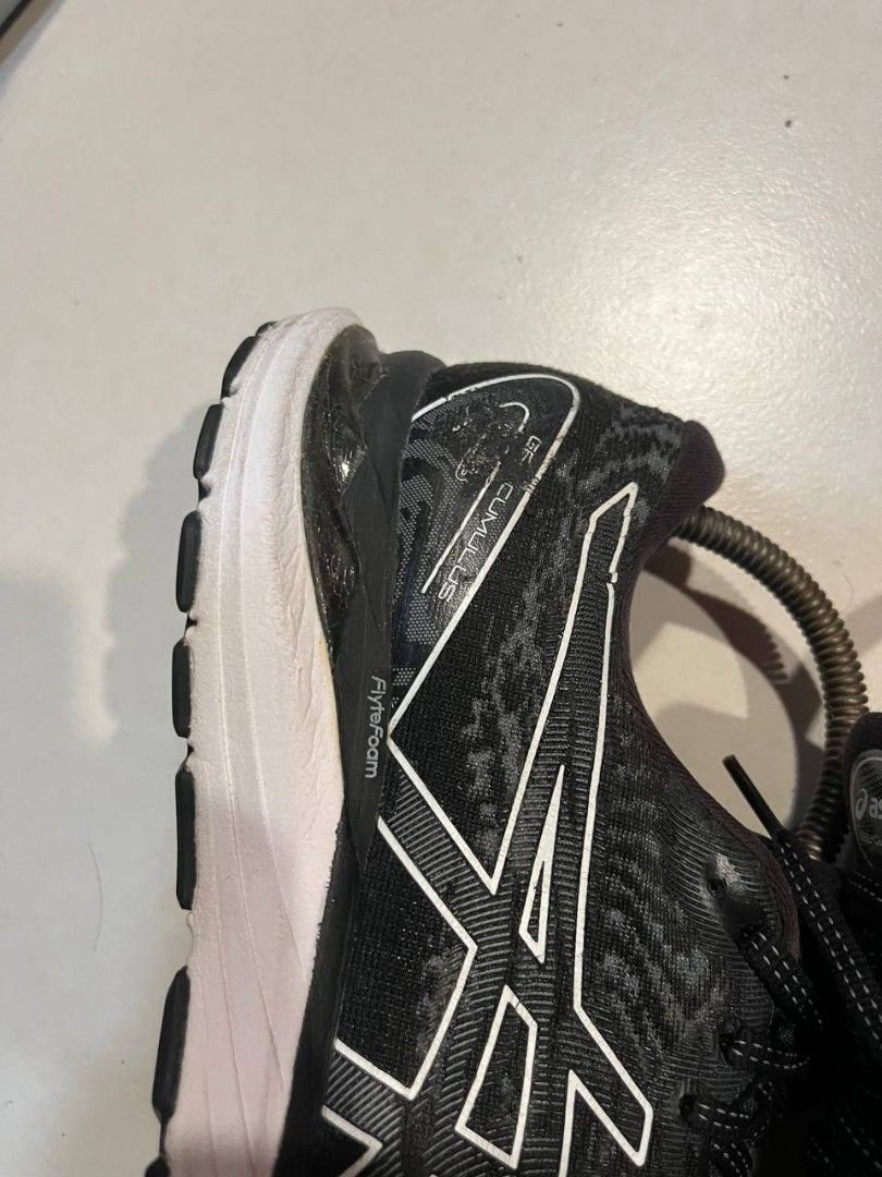 ASICS GEL CUMULUS 23 (Category: Sneakers) located in Quezon City. Submitted by alternativefinds (Listing ID 1466185757, Image 2). Description: FOR SALE ASICS GEL CUMULUS 23 RUNNING SHOES SIZE 8 US ISSUE STRACTHES AND MINIMAL HEELDRAG LOC COMMONWEALTH QC DM TO PURCHASE.
