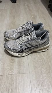 (Category: ) located in . Submitted by shoesforsale.com (Listing ID 1466174015, Image 1). Description: .