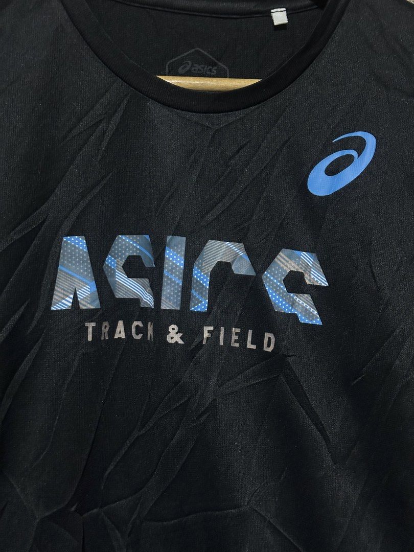 ASICS Track & Field Short-Sleeve Dri-Fit (Category: Activewear) located in Ozamiz City. Submitted by quick_done_deals (Listing ID 1466222673, Image 2). Description: 🛒 ** ASICS Track & Field Short-Sleeve Dri-Fit ** 💯 Excellent Condition 📐 Dimes: L26xW18 (M) 🔍 Issue: None 🎨 Color Rate: 9.5 / 10.