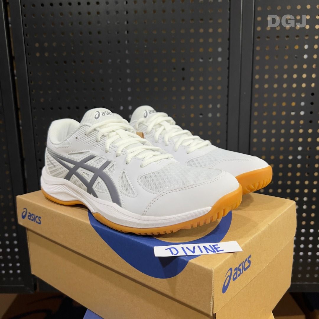 UPCOURT 6 White Carbon (Category: Sneakers) located in Pasig City. Submitted by divvvineee (Listing ID 1466188479, Image 3). Description: ASICS Upcourt 6 lightweight indoor court shoes for volleyball and badminton. ASICS UPCOURT 6🏐 White/Foggy Teal🌫️ 🩵 💰 ₱4,290 🚚 FREE SHIPPING NATIONWIDE 🇵🇭 Sizes Onhand: 5w / 6w / 6.5w / 7w / 7.5w / 8w / 8.5w / 9.5w 💳 Mode of Payment E-wallets Bank Transfer COD — ₱1,000 down payment required + 5% COD fee 