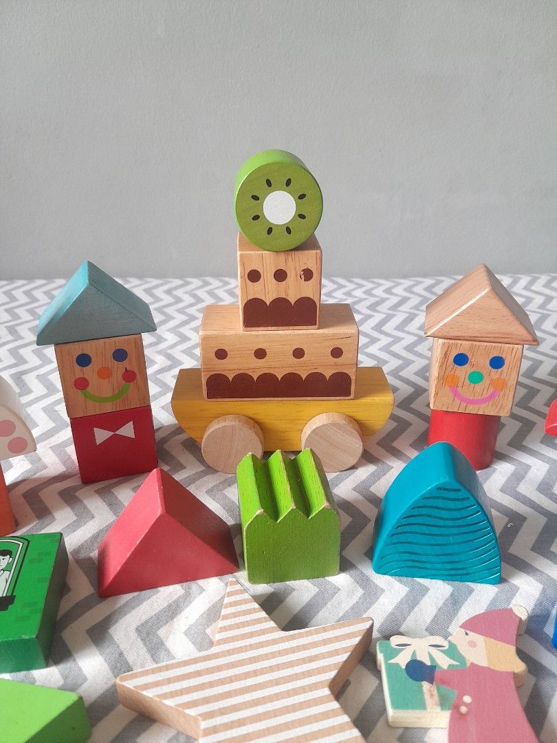Assorted Building Blocks (Category: Educational & Learning Toys) located in Pasig City. Submitted by three.babybears (Listing ID 1466247801, Image 2). Description: .