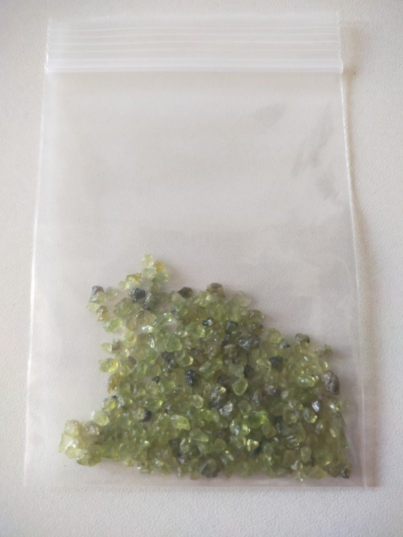 Assorted crystal chip stones in bags (Category: Craft Supplies & Tools) located in Santo Tomas. Submitted by zenzenzennaya (Listing ID 1466289404, Image 3). Description: Bagged gemstone and crystal chips. Includes various types like pyrite, peridot, quartz, and other tumbled stones. Good for crafts, resin art, grids, or crystal collections. Different colors and textures available. Take all only this is genuine crystal chips .