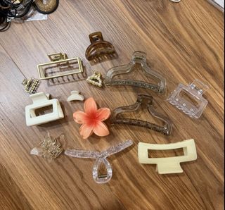 (Category: ) located in . Submitted by designer.archive (Listing ID 1466241748, Image 1). Description: .