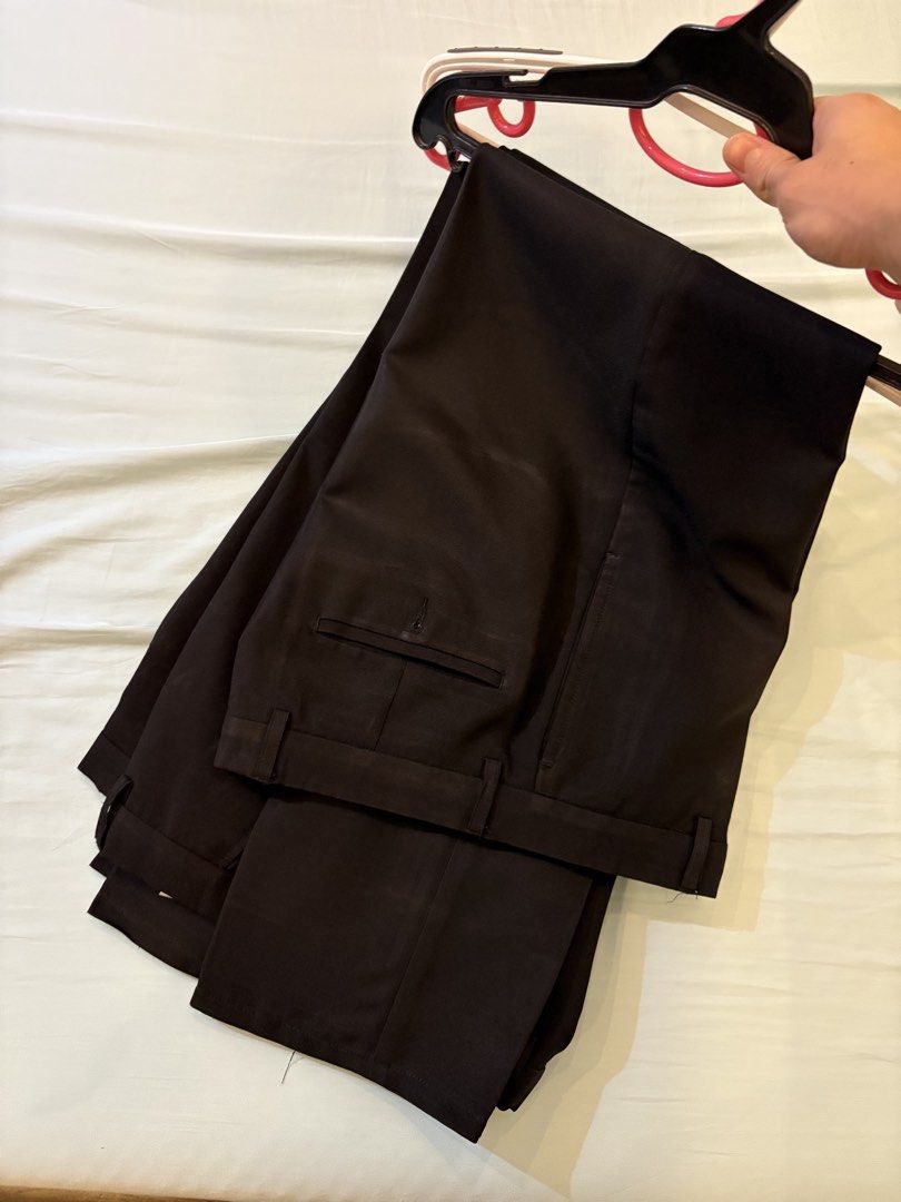 Assorted Men’s Pants/Slacks for Ukay CHEAP (Category: Trousers) located in Quezon City. Submitted by paolocruz2121 (Listing ID 1466259885, Image 3). Description: - mostly medium sized, waistline 30-33 - dm for exact the sizes of any pants - can bulk buy and/or buy individually but name your price and we’ll negotiate .