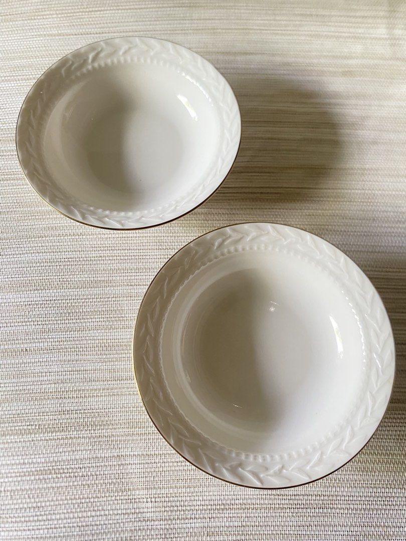 Attenir Embossed Leaf Pattern Gold Rim Ceramic Bowl Set (Category: Dinnerware & Cutlery) located in Davao. Submitted by shauitoys2019 (Listing ID 1466177144, Image 2). Description: Brand new.