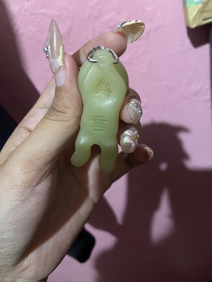 AUTH smiski keychain (Category: Designer & Blind Box Toys) located in Agoo. Submitted by strobeiry (Listing ID 1466287360, Image 3). Description: .