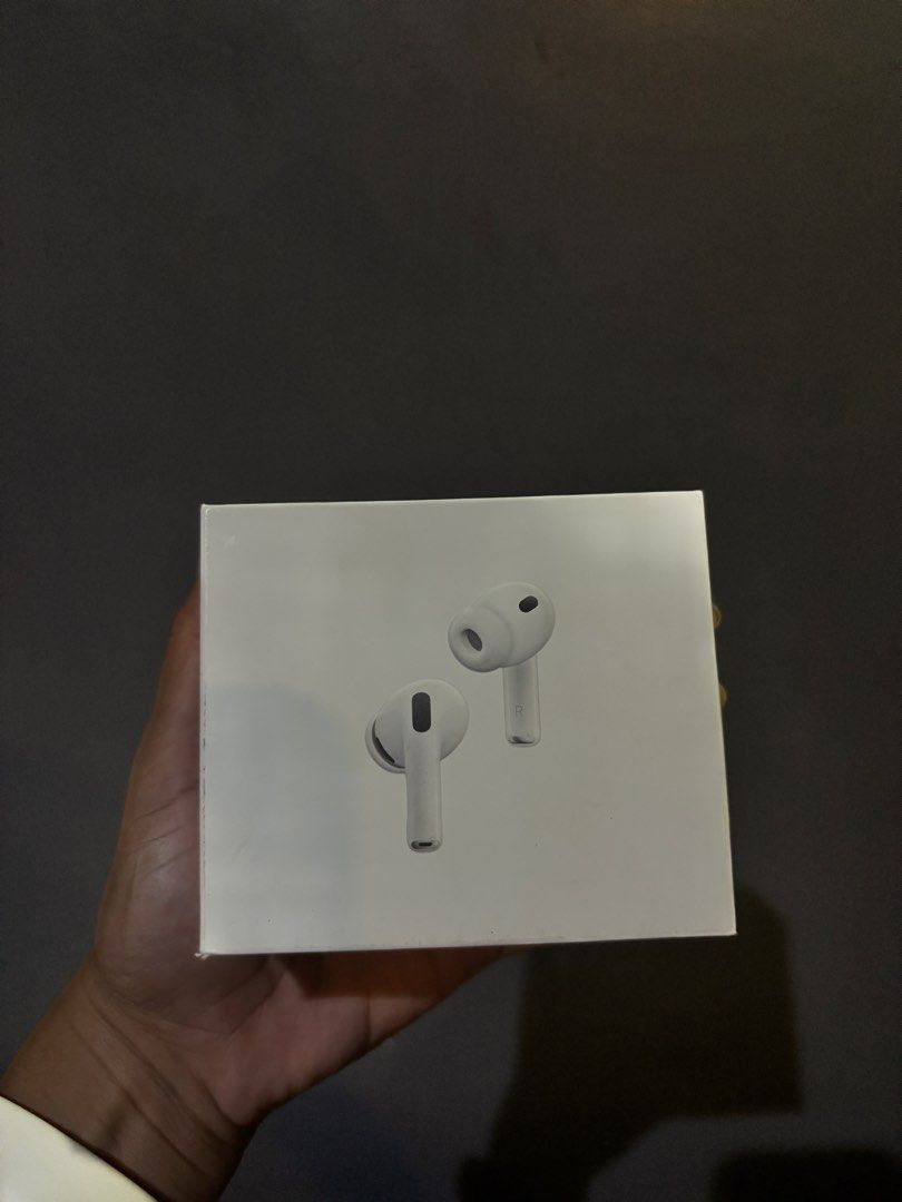 Authentic AirPods Pro 3 (Category: Earphones) located in Cebu City. Submitted by thegoodcatchceb (Listing ID 1466208150, Image 1). Description: Authentic AirPods Pro 3 | Bought Oct 2026 | Pristine Condition with Receipt Selling my almost brand new AirPods Pro 3, purchased just last week on October 4, 2026. Only opened to test…fresh out of the box! Condition: 99.9% Pristine / Like Brand New Inclusions: Complete with original box, charging case, ea