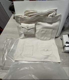 Chanel 2026 limited edition beauty bag pouch, Women's Fashion, Bags ...