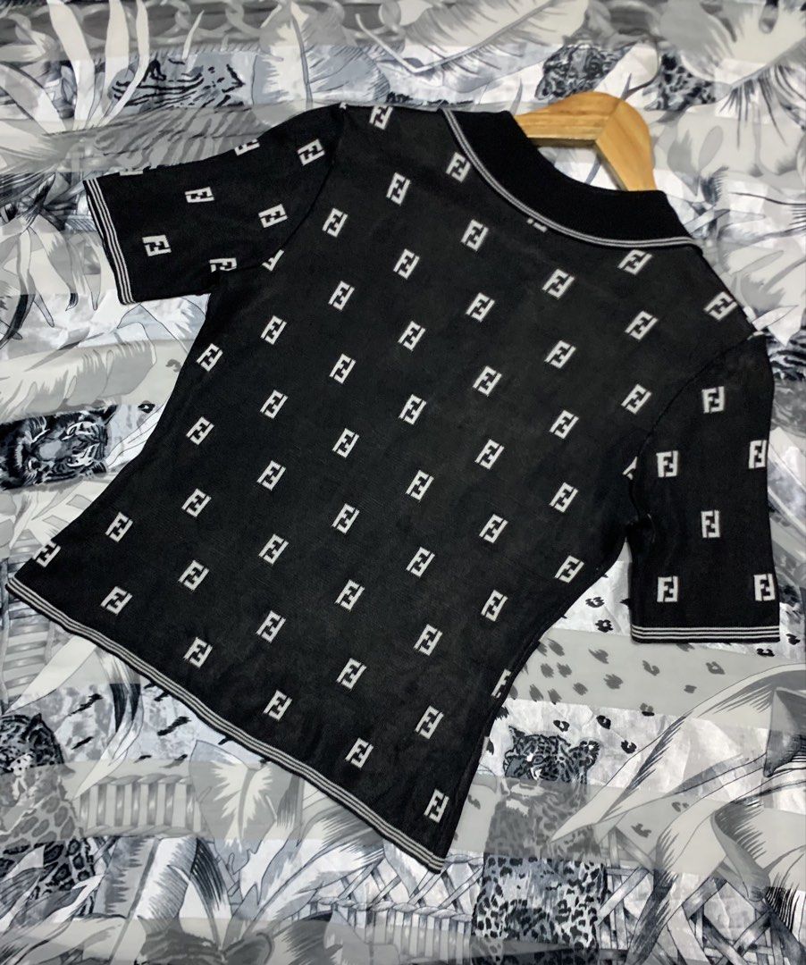 Authentic Fendi FF Knitted (Category: Luxury Apparel) located in Polomolok. Submitted by domingthriftclothes (Listing ID 1466278363, Image 3). Description: - Authentic - Small to medium - Excellent no flaws.