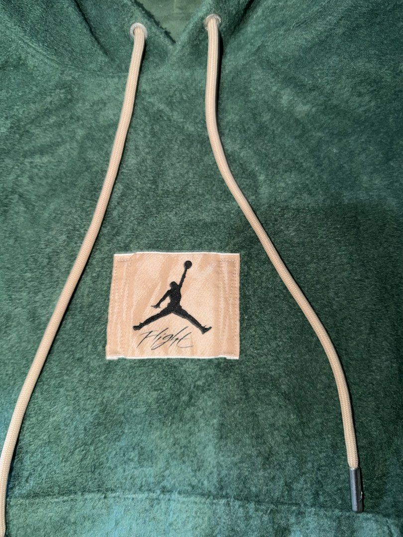 Authentic Jordan Flight Fleece Hoodie ( Size Medium ) (Category: Coats, Jackets and Outerwear) located in Manila. Submitted by neural12344 (Listing ID 1466186958, Image 2). Description: .