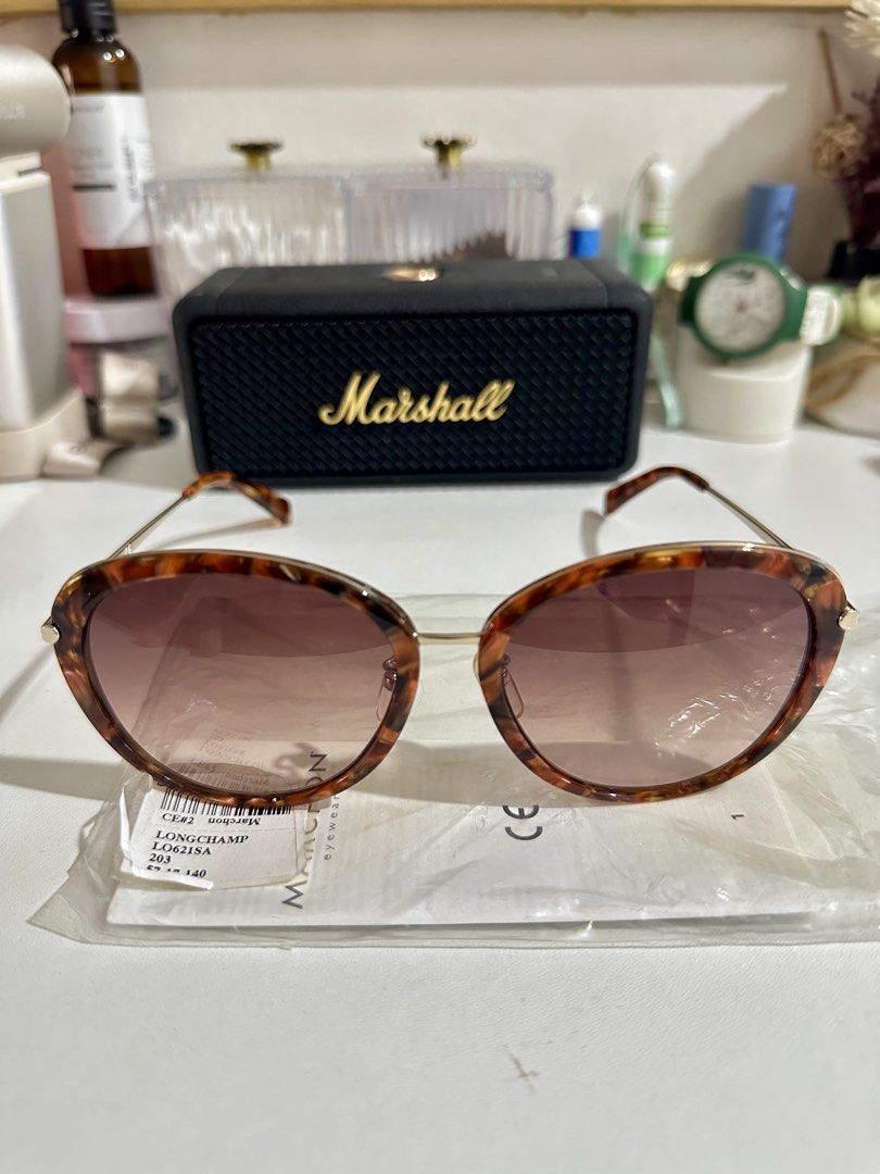 Authentic Longchamp Sunglasses (Category: Sunglasses & Eyewear) located in Quezon City. Submitted by nej_20 (Listing ID 1466156958, Image 1). Description: Original Sunglasses 💯 Brandnew 💯 Fixed Price ‼️ It comes in a ziplock bag with a leaflet included. What you see is what you get. 📍 Quezon City.