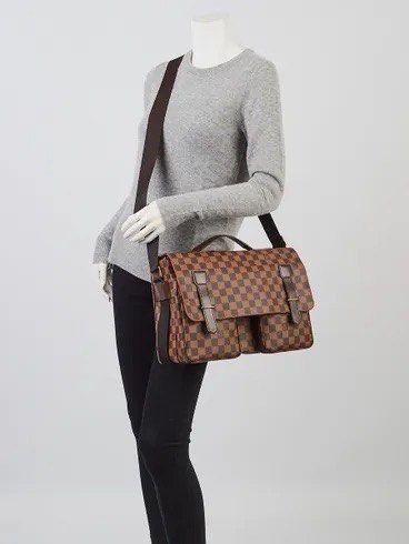 Authentic Louis Vuitton LV Broadway Messenger Bag (Category: Luxury Bags & Wallets) located in Las Pinas. Submitted by marshmallowmax (Listing ID 1466184990, Image 1). Description: Guaranteed Authentic! Slightly used like 9/10 condition. No flaws With dustbag.
