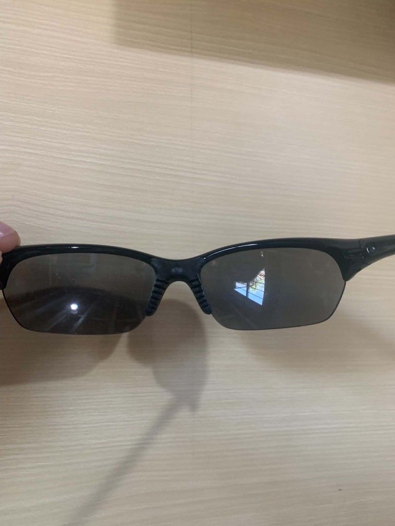 Authentic Nike for Men (Category: Sunglasses & Eyewear) located in Echague. Submitted by grateful27 (Listing ID 1466165361, Image 3). Description: .
