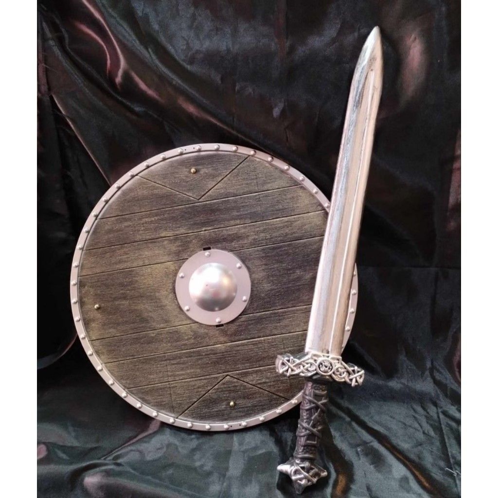Axe shield sword (Category: Action & Battle Toys) located in Manila. Submitted by cerelynrasgo (Listing ID 1466159218, Image 2). Description: .