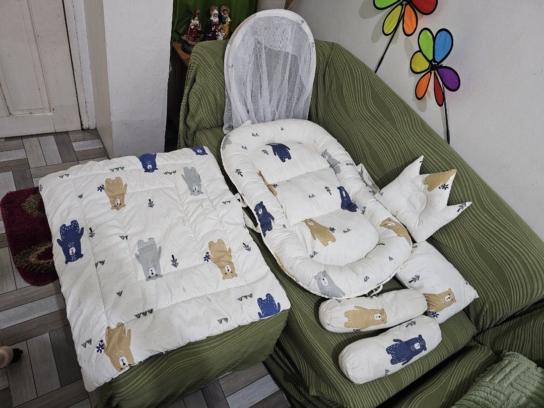 Baby Nesting Set (Category: Cots & Cribs) located in Manila. Submitted by aenarvalencia (Listing ID 1466220055, Image 1). Description: baby nesting set with baby bed, blanket, 4 pillows & kulambo barely used RFS: outgrown.