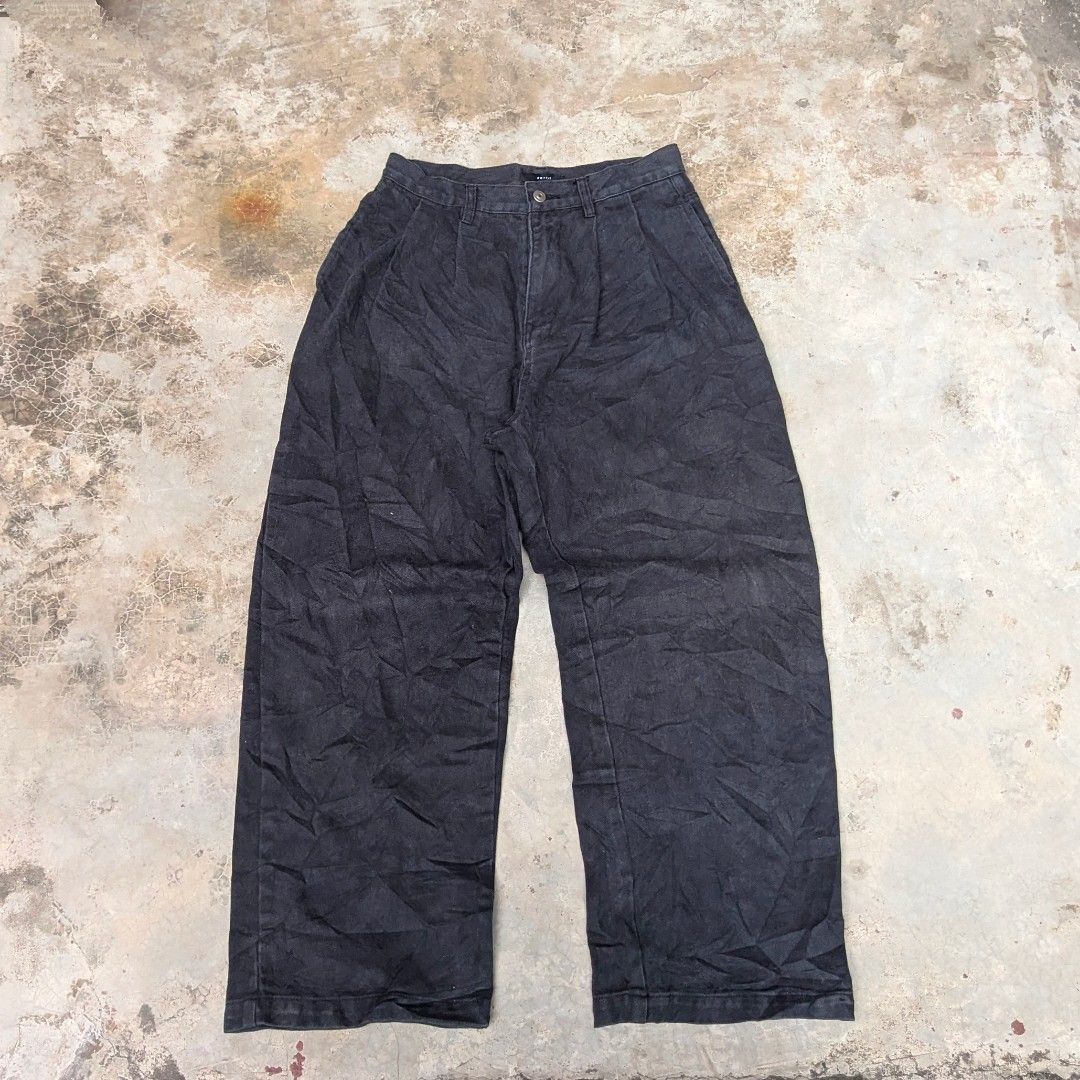BAGGY PANTS (3pcs) TAKE ALL OR SPLIT (Category: Jeans) located in Ozamiz City. Submitted by drithrft (Listing ID 1466192501, Image 2). Description: Size 30-31 Lengths: 40.5-42.5 1k take all 350 split.