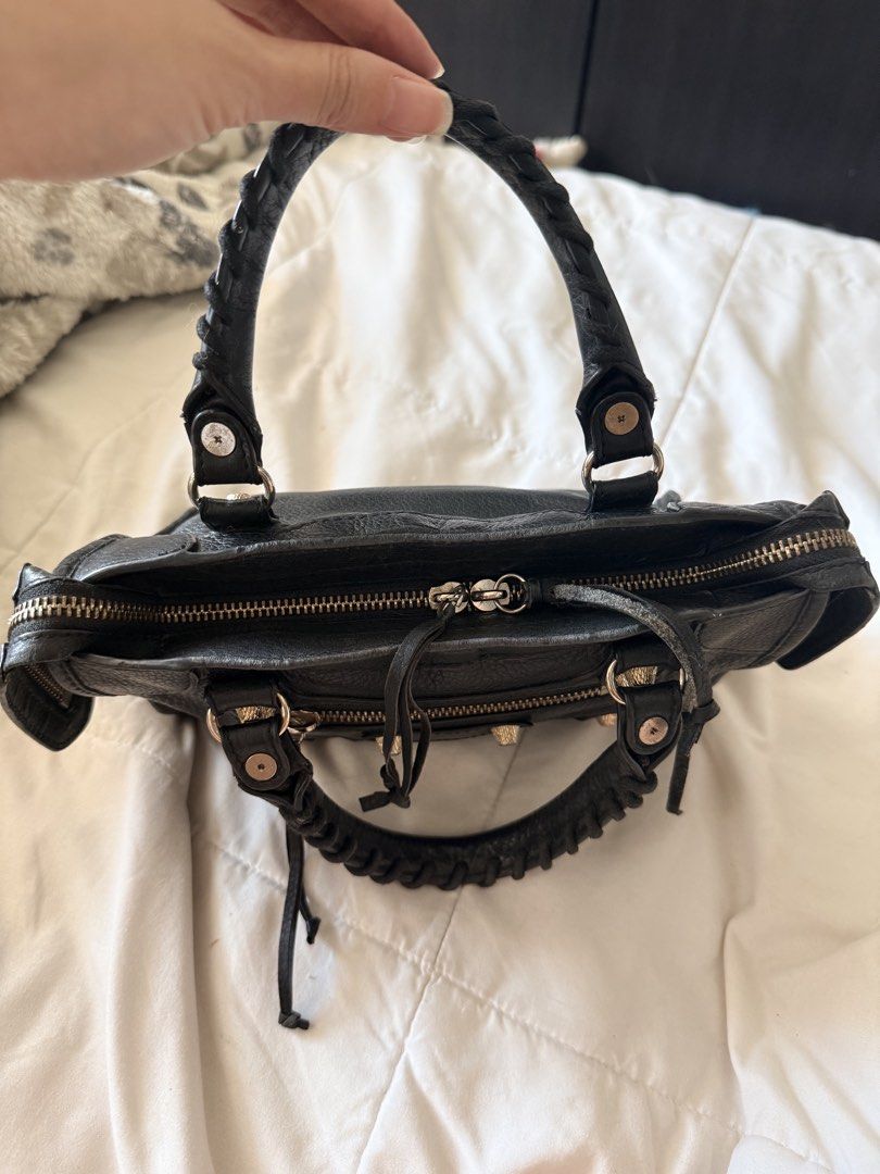 Rare vintage inspo Balenciaga city mini bag (Category: Luxury Bags & Wallets) located in Manila. Submitted by silentstar_3e2e18 (Listing ID 1466165516, Image 3). Description: My fav bag!!! Inspo only Super cute & can fit so much A bit hard to let this one go 😭 price slightly negotiable .