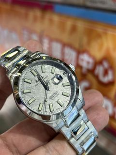 （分類：）位於 。 由 hollywood_timepiece 提交（商品編號 1466206300，圖片 1）。簡介： 。