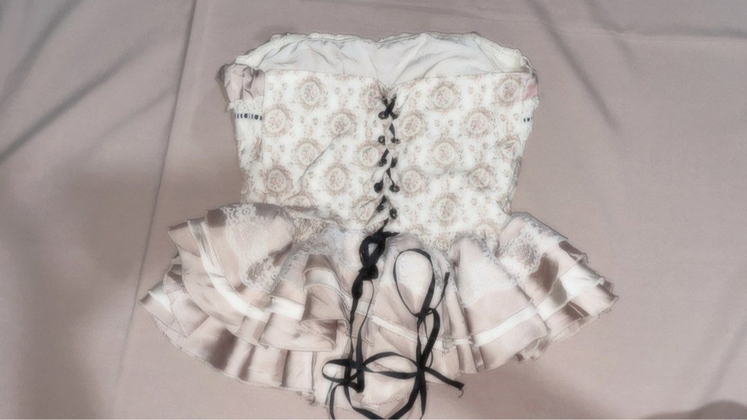 BARBIE CORSET (Category: Others Tops) located in Arayat. Submitted by impulxy_ve (Listing ID 1466166962, Image 2). Description: OFFER YOUR PRICE (NOT LOWER THAN 500) WILL POST PO YUNG BIDDING SA FB KO (KRISTIN TEY) BY FRIDAY, YOU CAN FOLLOW ME PO DOON. .