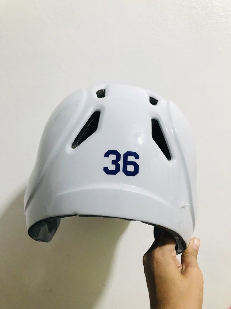 BASEBALL HELMET (Category: Safety Gates, Locks & Protectors) located in Gamu. Submitted by 2022bagsbunny (Listing ID 1466206573, Image 3). Description: .
