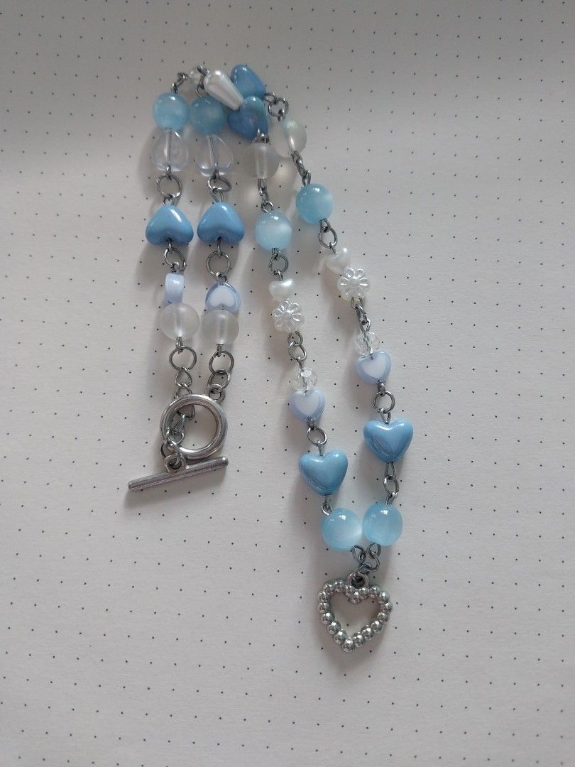 Beaded necklace y2k (Category: Necklaces) located in Bulacan. Submitted by chi.cheezi.choko (Listing ID 1466185930, Image 3). Description: bought it from thebellcollection on IG crossposted on fb worn 2x only got it for 300+.