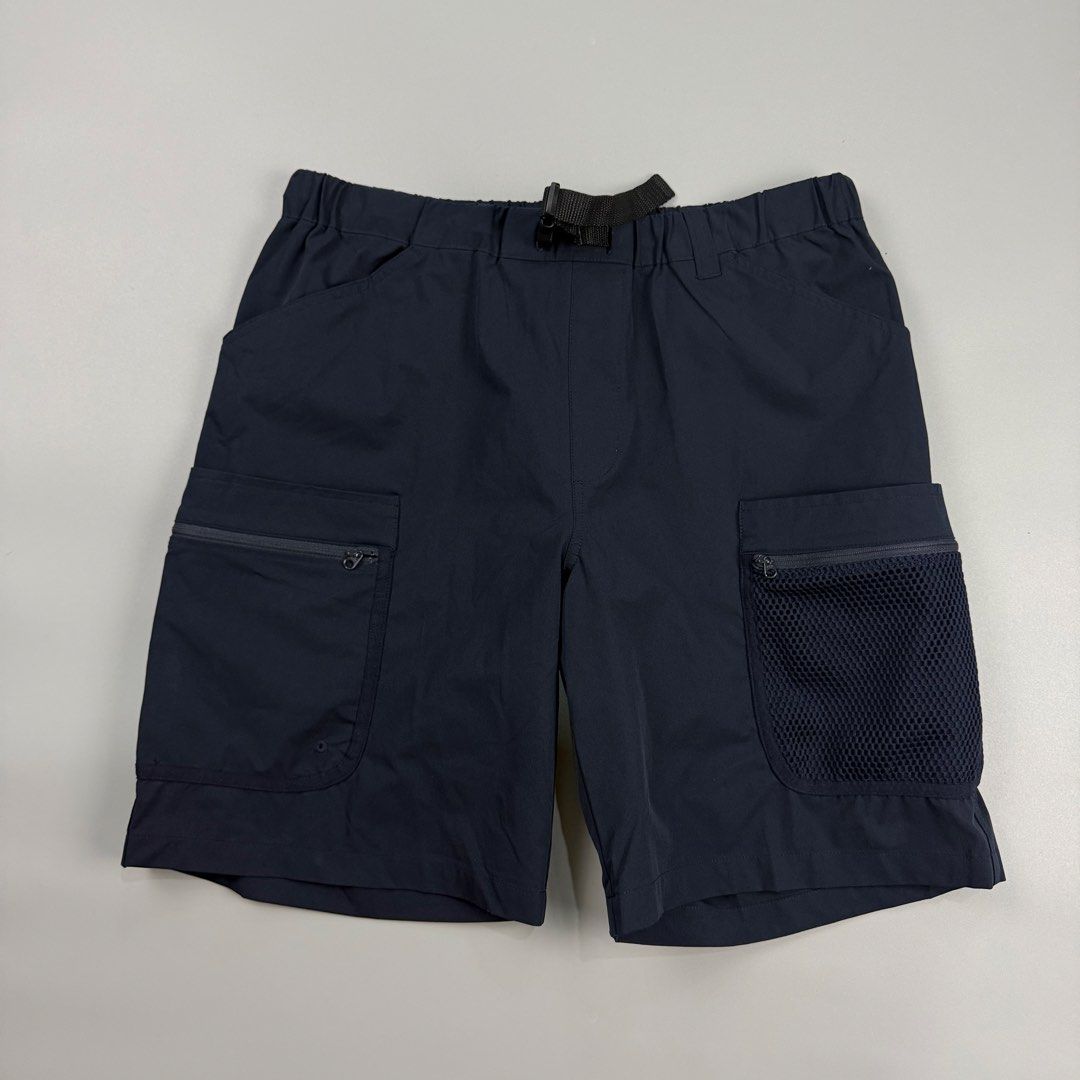 BEAMS HEART Navy Cargo Shorts Size M (Category: Shorts) located in Cavite. Submitted by epiboie (Listing ID 1466317919, Image 2). Description: Beams multipocket short Medium on tag 30-34 19 length 12 leg opening No issue 880 -.