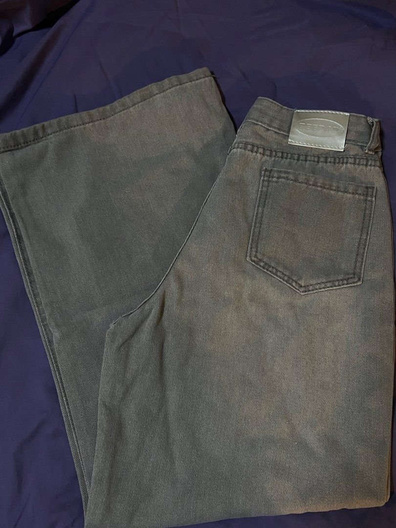 beepop grey light wash denim pants size 27 (Category: Jeans) located in Quezon City. Submitted by alexxis_ (Listing ID 1466241540, Image 1). Description: • pm for more details ! • sf shouldered by buyer :) • loc: QC.