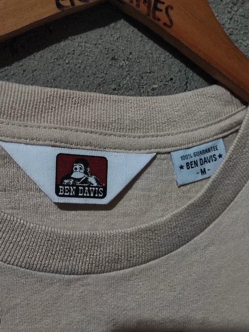BEN DAVIS POCKET TEE (Category: Tshirts & Polo Shirts ) located in Iloilo. Submitted by gooddimes (Listing ID 1466325957, Image 3). Description: Ben Davis Pocket Tee Authentic Beige color Size on tag: Medium Dimes: 19.5Wx26.5L Issue/s: None Color rate: 10/10 Like new condition ₱850 Reminders: - All items are thrifted, please manage your expectations - Color may vary due to lighting - Please wash before using the item - Due to different personal m